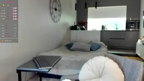 Juicy_Bella stripchat stream image, 24.10.2025 18:10