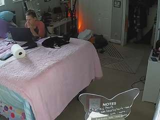 voyeurcam-house-charleys-room camsoda stream image, 15.02.2025 10:20