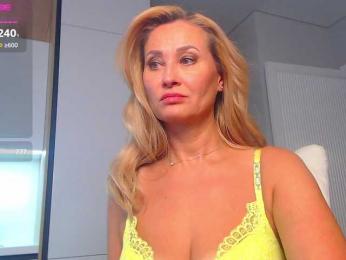 hold-me-tight bongacams stream image