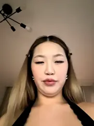 Aiko_Yumi stripchat stream image, 29.11.2025 19:50