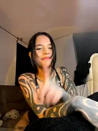 alessia_iris19 stripchat stream image, 30.11.2025 02:10