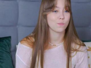 Emma Robi flirt4free stream image, 18.12.2025 08:50