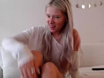 lilyyymonroee chaturbate stream image, 29.12.2025 14:50