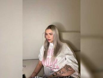 EmmaGoodGirl bongacams stream image