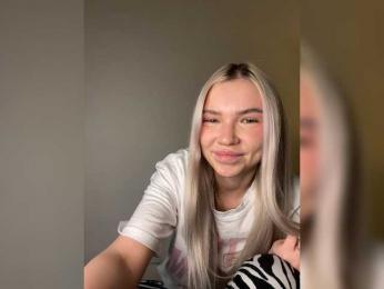 EmmaGoodGirl bongacams stream image