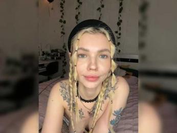 EmmaGoodGirl bongacams stream image