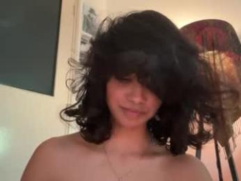 mriea_ chaturbate stream image, 05.01.2026 05:40