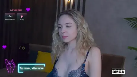 Holl1Would stripchat stream image, 01.03.2025 03:50