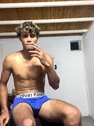 meliodas_23cm stripchat stream image