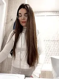 caressyourself stripchat stream image