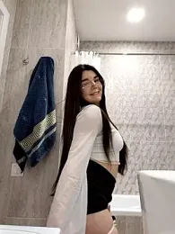 caressyourself stripchat stream image