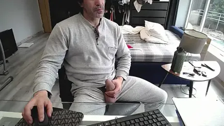 latinoo23bom stripchat stream image