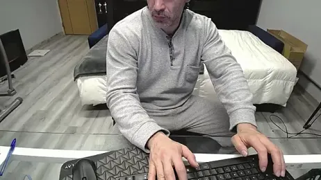 latinoo23bom stripchat stream image