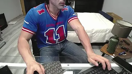 latinoo23bom stripchat stream image