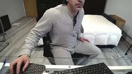 latinoo23bom stripchat stream image