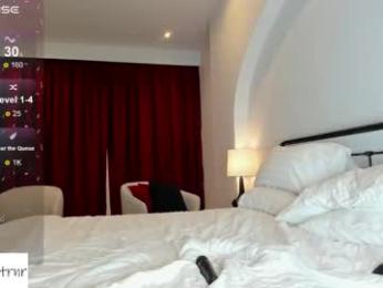 yuly_terner chaturbate stream image