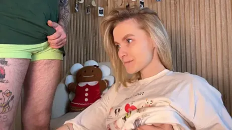 Adelovenick stripchat stream image