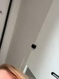 curchez_ stripchat stream image