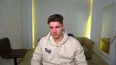 MaxKaiden stripchat stream image, 09.02.2026 05:30