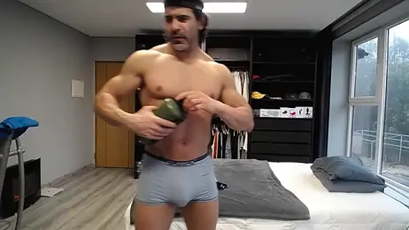 latinoo23bom stripchat stream image