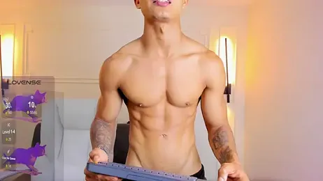 Paradise_boy_s stripchat stream image, 18.02.2026 23:10