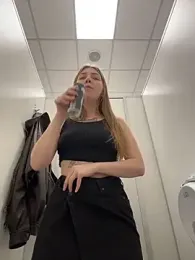 Sunny___Bunny stripchat stream image, 19.02.2026 13:00