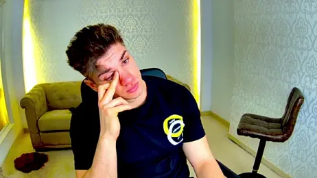 MaxKaiden stripchat stream image, 23.02.2026 05:40