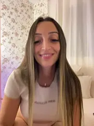 BelleLouiseVp stripchat stream image