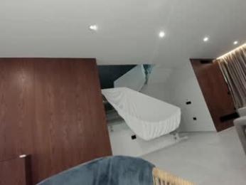 ehotlovea chaturbate stream image