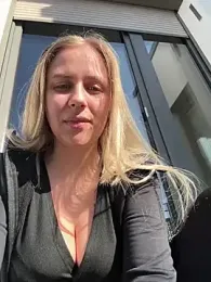 lunawolf21 stripchat stream image