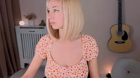 Lenamuti25 stripchat stream image