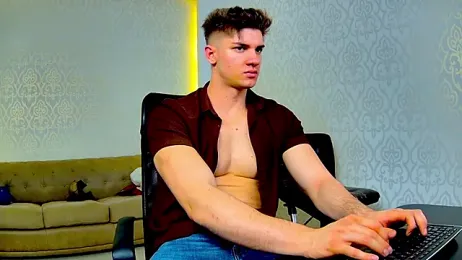 MaxKaiden stripchat stream image, 02.03.2026 05:30