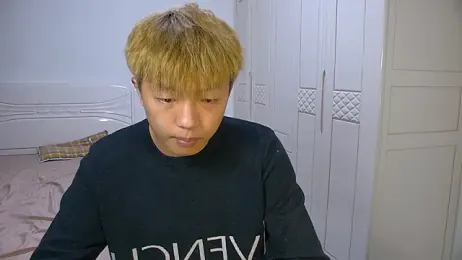 Chocolates-001 stripchat stream image