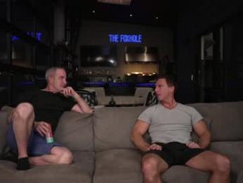 blondefoxsilverfox chaturbate stream image