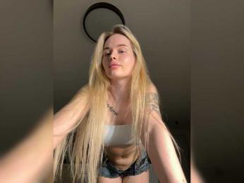 VladaMais bongacams stream image