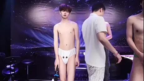 LookingBoy-001 stripchat stream image