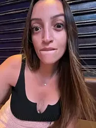 BelleLouiseVp stripchat stream image