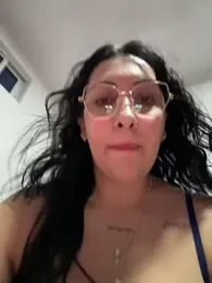 You-kitty2025 stripchat stream image