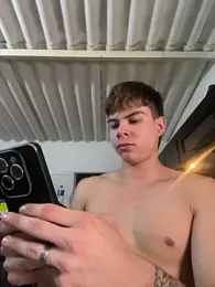 Handsome_boys69 stripchat stream image, 27.03.2026 04:50