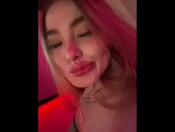 AriWild stripchat stream image