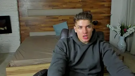 MaxKaiden stripchat stream image, 30.03.2026 04:30