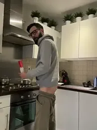 Michel_huge stripchat stream image