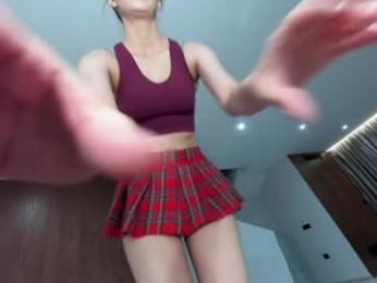 ehotlovea chaturbate stream image