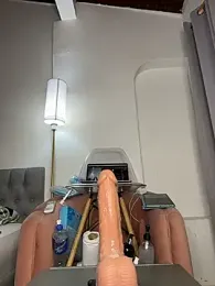 emiss_ stripchat stream image