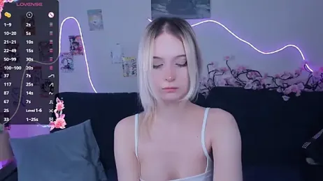 Megan--chan stripchat stream image, 02.04.2026 17:20