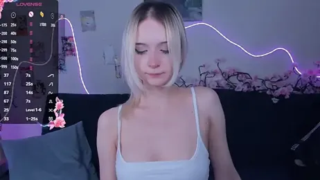 Megan--chan stripchat stream image, 02.04.2026 17:20