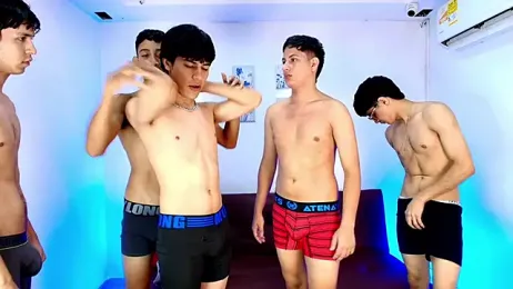 CHILLBICREWX stripchat stream image, 03.04.2026 05:00