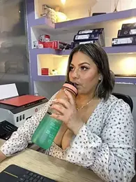 isabella_horney_ stripchat stream image