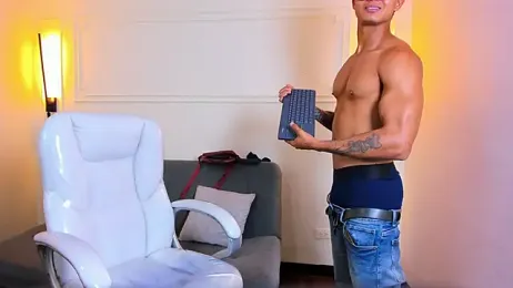 Paradise_boy_s stripchat stream image