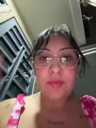 You-kitty2025 stripchat stream image